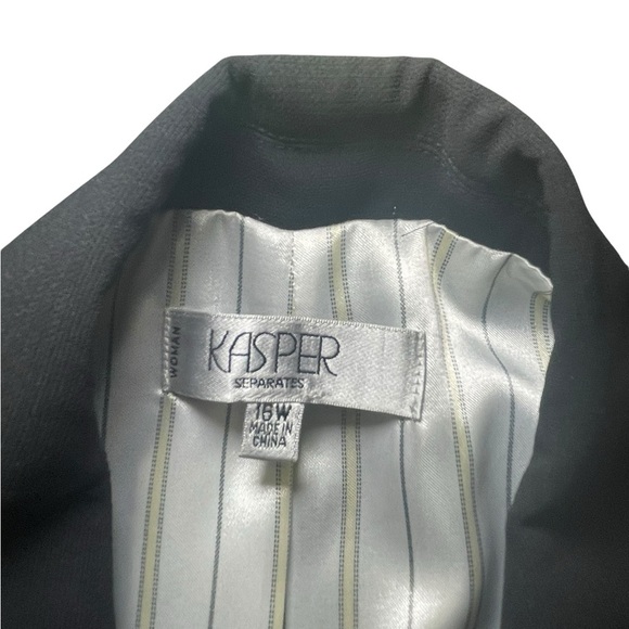 Kasper Women’s Plus Black Blazer 16W - Picture 6 of 6